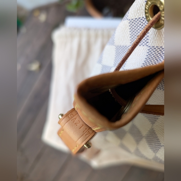 Louis Vuitton Noe BB in Azur Damier - Picture 6 of 13